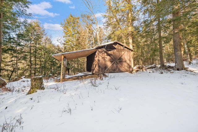 1673 W Fulton Road, Fulton, NY 12187