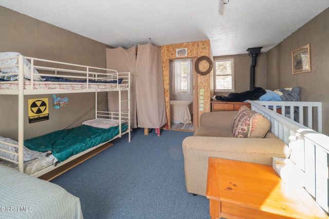 1673 W Fulton Road, Fulton, NY 12187