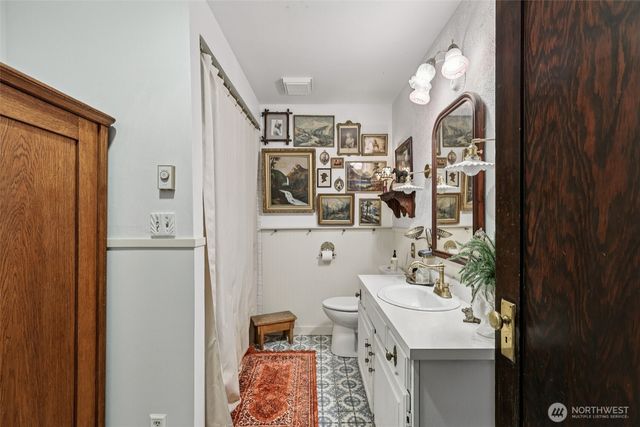 27116 82nd Dr NW, Stanwood, WA 98292