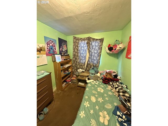 539 S 12TH St, Coos Bay, OR 97420