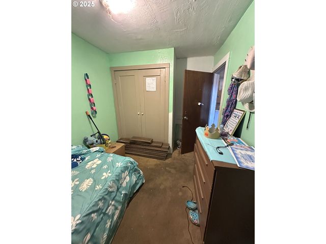 539 S 12TH St, Coos Bay, OR 97420