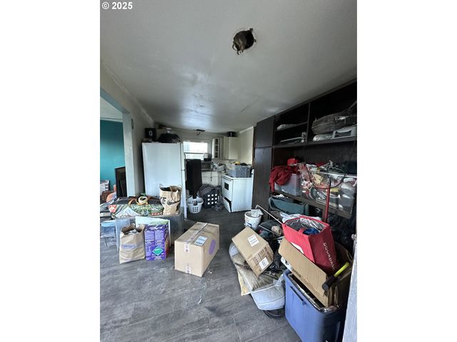 539 S 12TH St, Coos Bay, OR 97420