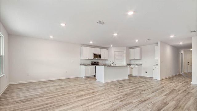 145 Eunola Lane, Freeport, FL 32439