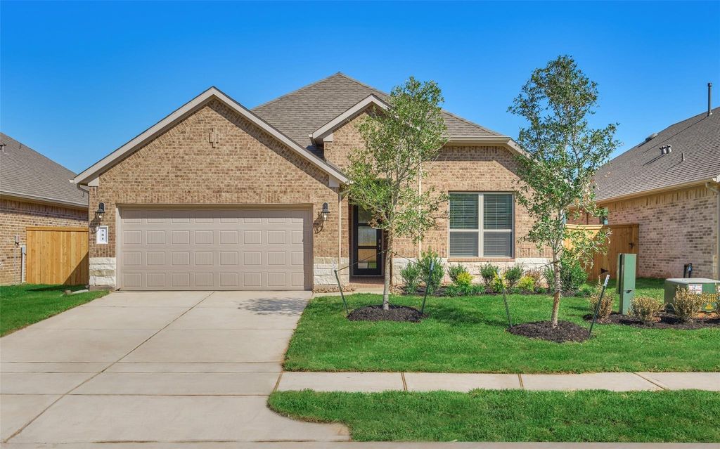 981 Youth Water Road, Montgomery, TX 77316