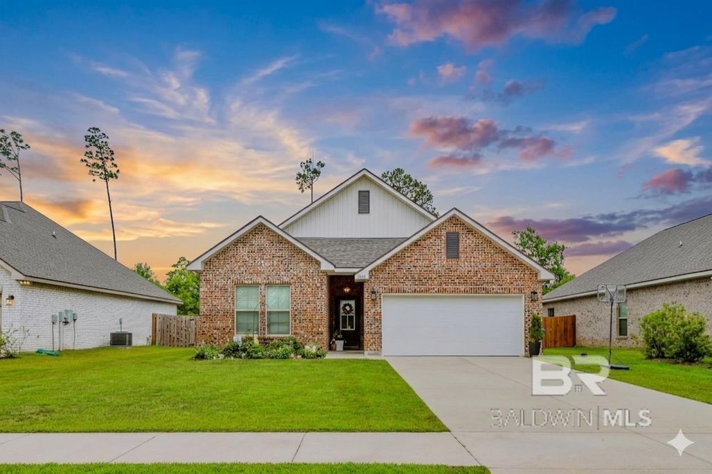 6830 Summerset Drive, Gulf Shores, AL 36542