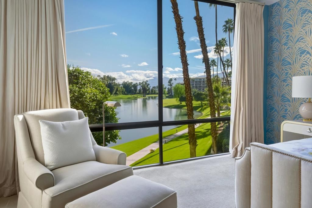 910 Island Drive 207, Rancho Mirage, CA 92270