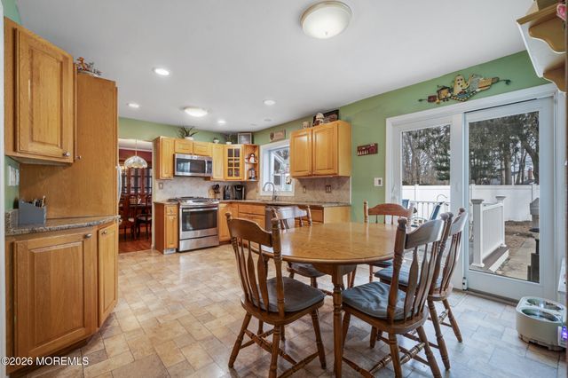 231 Stonehurst Boulevard, Freehold, NJ 07728