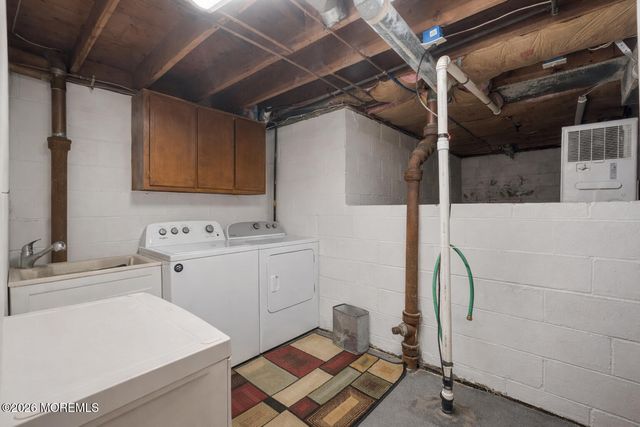 231 Stonehurst Boulevard, Freehold, NJ 07728