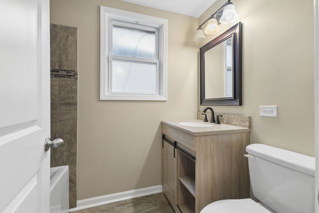 2808 W 140th Place, Blue Island, IL 60406