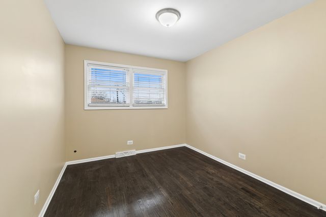 2808 W 140th Place, Blue Island, IL 60406