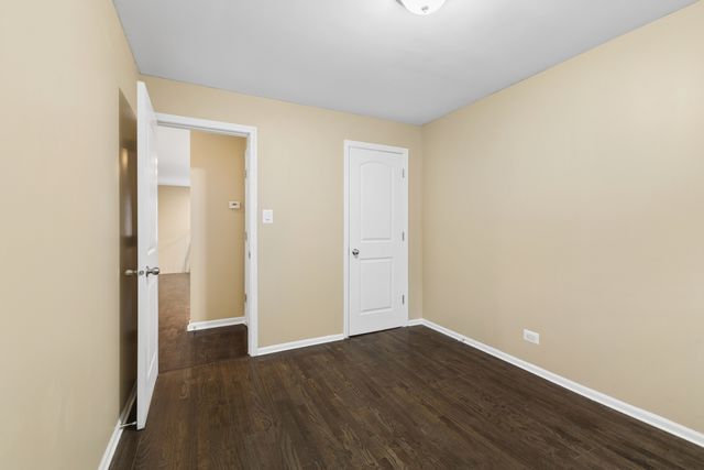 2808 W 140th Place, Blue Island, IL 60406