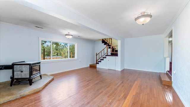 4700 Scenic Avenue, Central Point, OR 97502