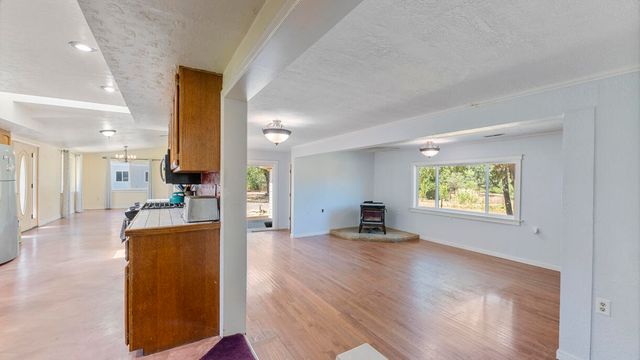 4700 Scenic Avenue, Central Point, OR 97502