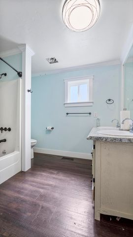 4700 Scenic Avenue, Central Point, OR 97502