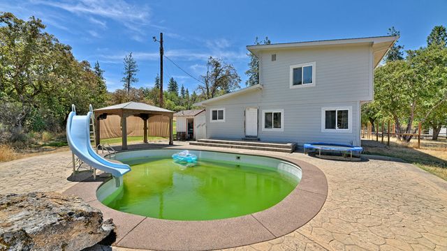 4700 Scenic Avenue, Central Point, OR 97502