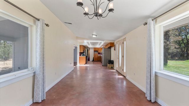 4700 Scenic Avenue, Central Point, OR 97502