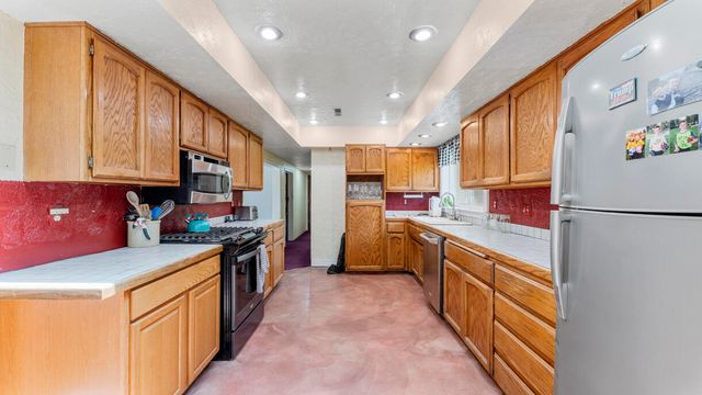 4700 Scenic Avenue, Central Point, OR 97502