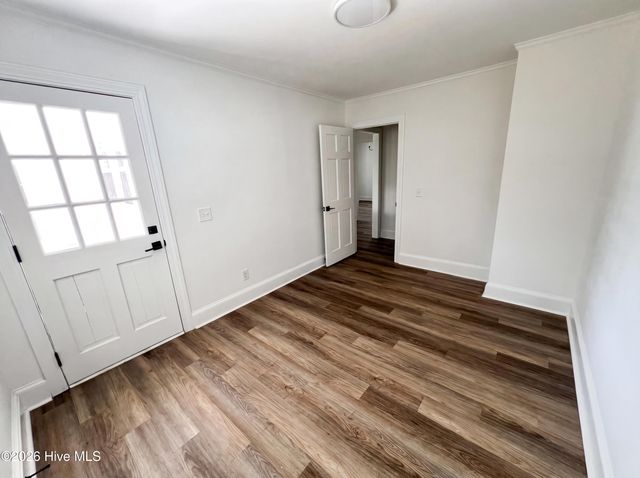 513 Greenfield Boulevard, Greenville, NC 27834