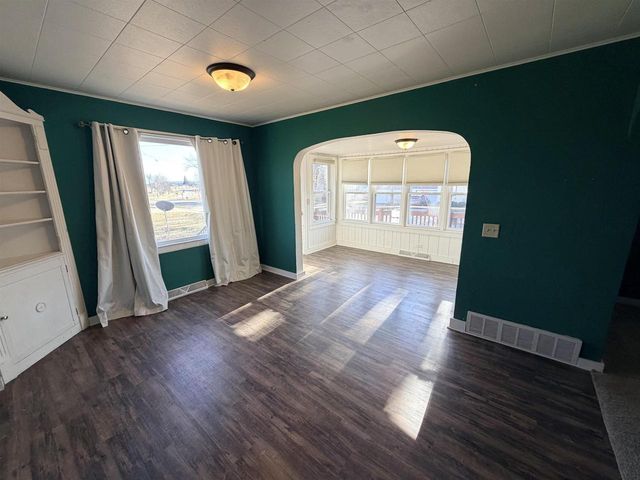 102 N Taylor Street, Albany, WI 53502