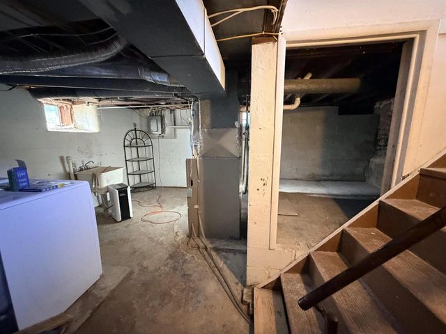 102 N Taylor Street, Albany, WI 53502