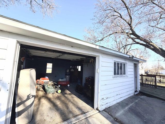 102 N Taylor Street, Albany, WI 53502