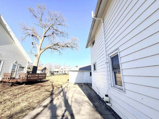 102 N Taylor Street, Albany, WI 53502