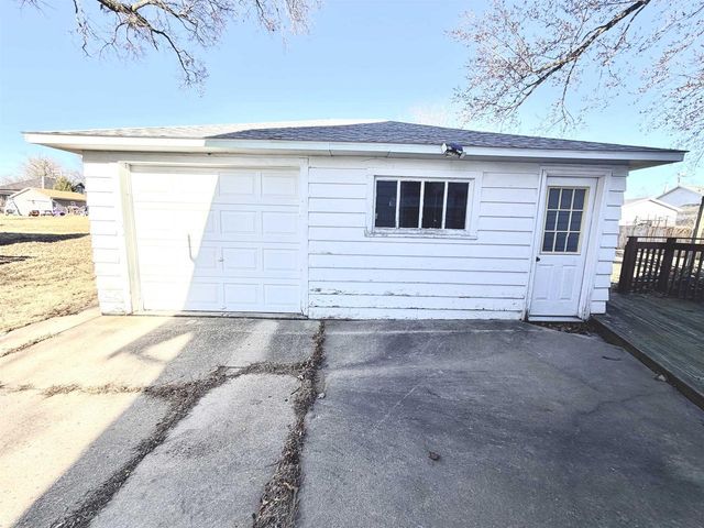 102 N Taylor Street, Albany, WI 53502