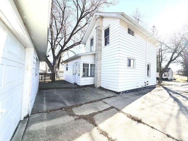 102 N Taylor Street, Albany, WI 53502