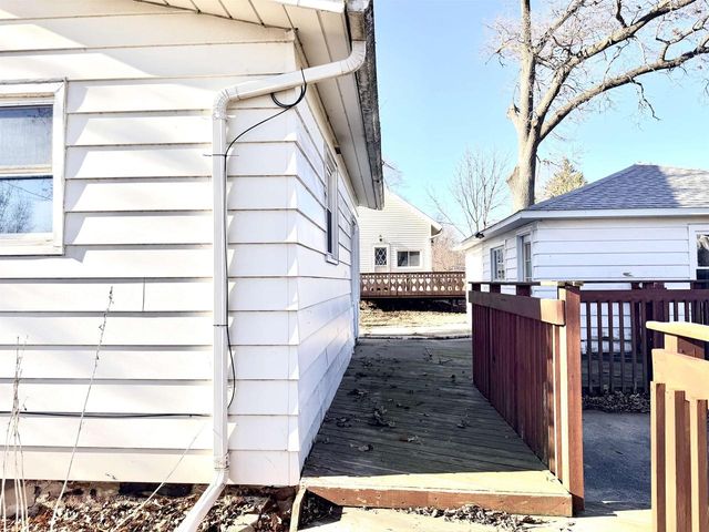 102 N Taylor Street, Albany, WI 53502