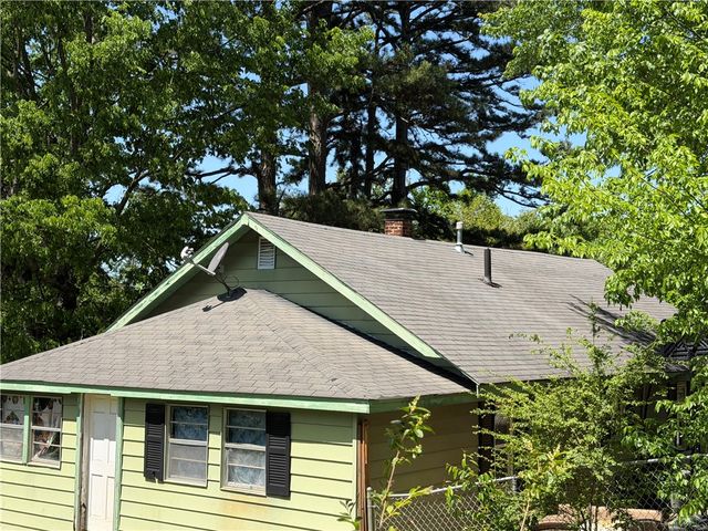 611 N Hughes Street, Huntsville, AR 72740
