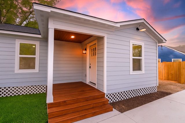 312 Maple Avenue, Pasadena, TX 77506