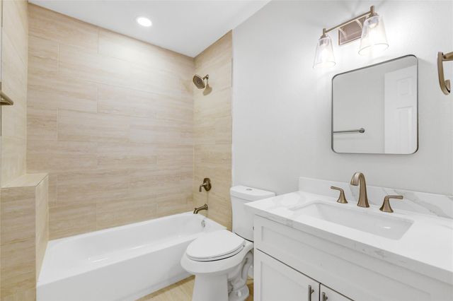 312 Maple Avenue, Pasadena, TX 77506