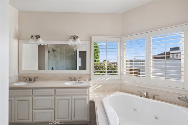 721 Marigold Avenue, Corona Del Mar, CA 92625