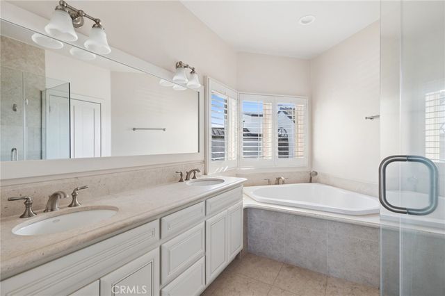 721 Marigold Avenue, Corona Del Mar, CA 92625
