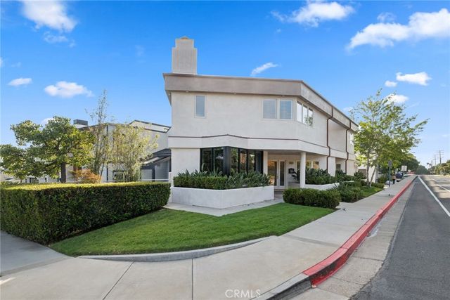 721 Marigold Avenue, Corona Del Mar, CA 92625