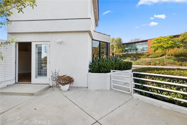 721 Marigold Avenue, Corona Del Mar, CA 92625