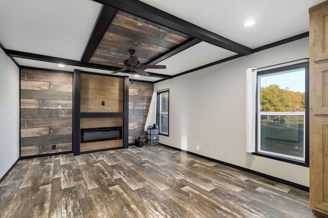 1700 N Farm Road 93, Springfield, MO 65802