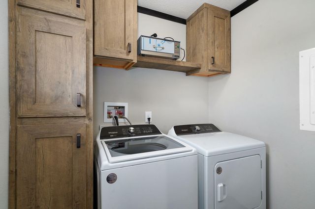 1700 N Farm Road 93, Springfield, MO 65802