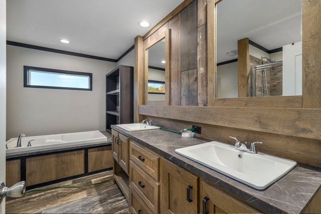 1700 N Farm Road 93, Springfield, MO 65802