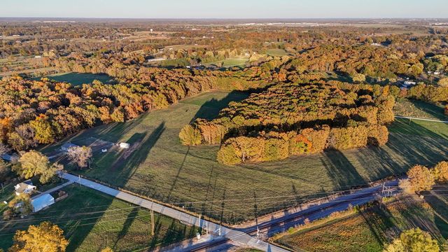 1700 N Farm Road 93, Springfield, MO 65802