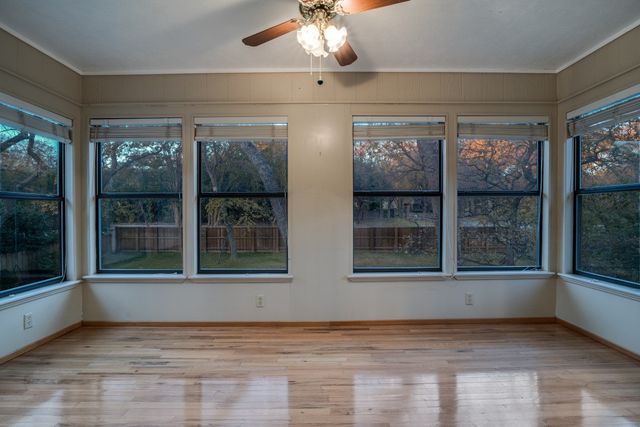 2817 Woods Lane, Garland, TX 75044