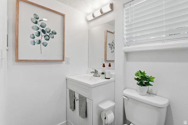 3162 E CANDYTUFT ST, Cottonwood Heights, UT 84121