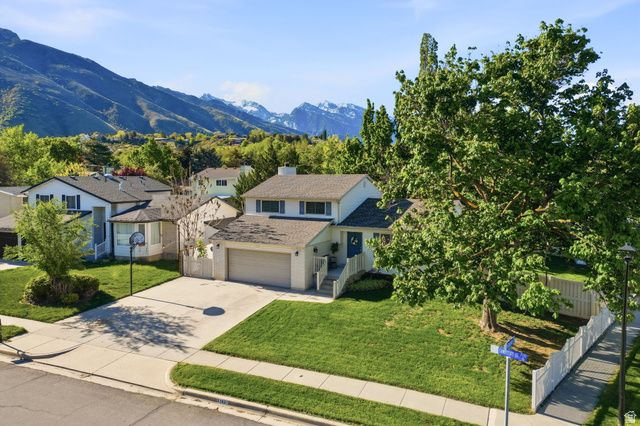 3162 E CANDYTUFT ST, Cottonwood Heights, UT 84121
