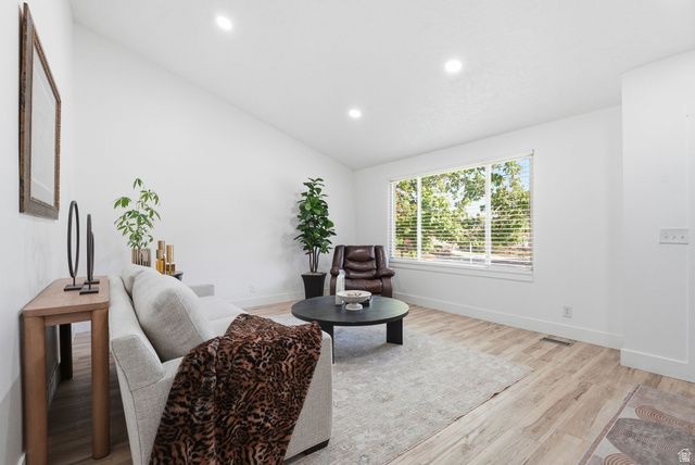 3162 E CANDYTUFT ST, Cottonwood Heights, UT 84121