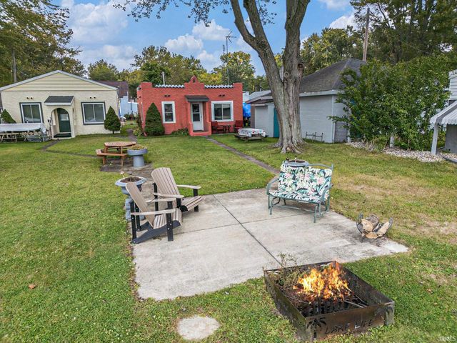 40 EMS B56 Lane, Warsaw, IN 46582