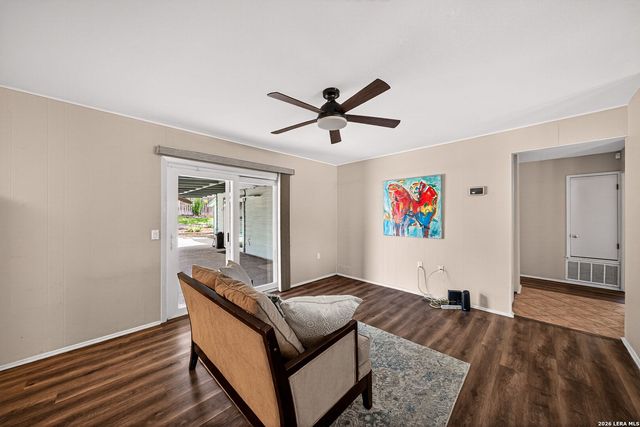 8005 HARPER VALLEY ST, Live Oak, TX 78233