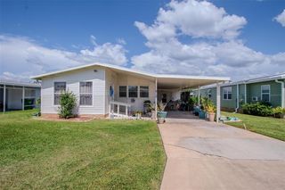 712 CARRIAGE LANE, Leesburg, FL 34748