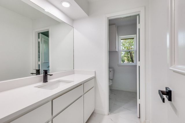 7717 Woodside Hill, Fort Worth, TX 76179