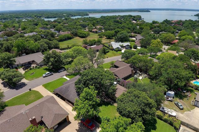 7717 Woodside Hill, Fort Worth, TX 76179