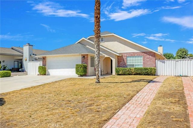 13250 Meteor Drive, Victorville, CA 92395